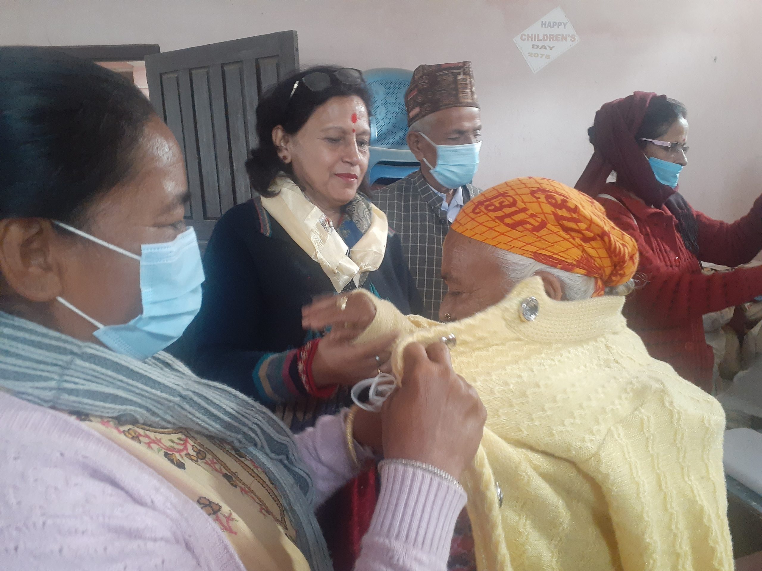 २८ जना ज्येष्ठ नागरिक सम्मानित