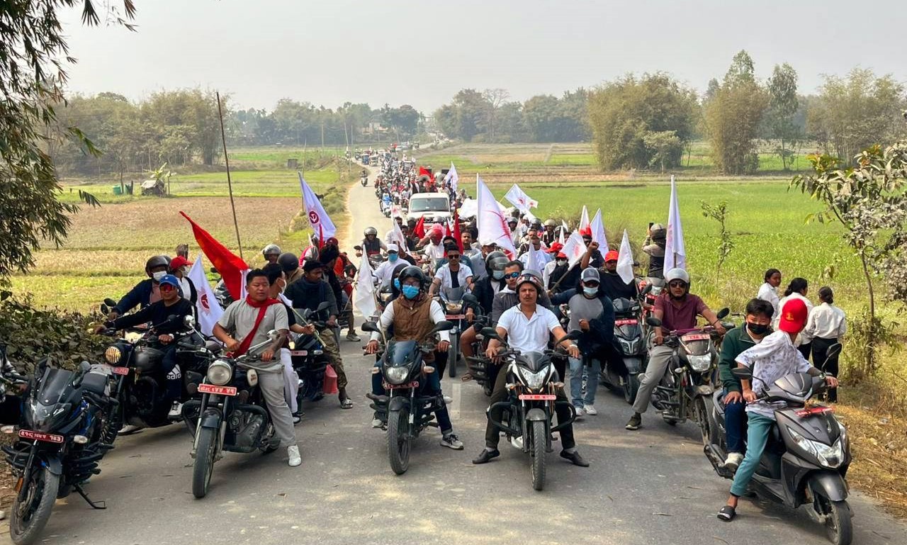 पथरीशनिश्चरेमा एमालेको वृहत् मोटरसाईकल र्याली