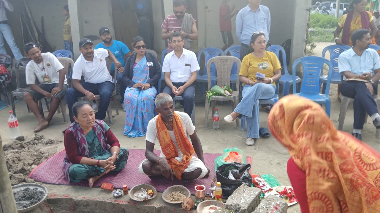 कानेपोखरीमा ३ करोड ६३ लाख ९० हजारमा ४५ वटा सुरक्षित आवास निर्माण हुदै