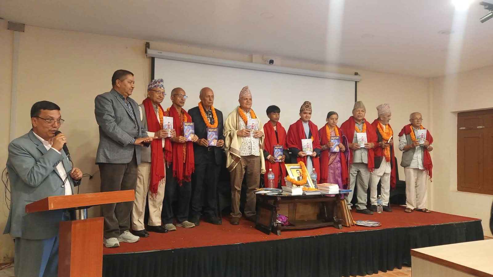 १५० औं जयपृथ्वी जन्मजयन्तीका अवसरमा सर्जकहरुलाई सम्मान, १० कृतिको लोकार्पण